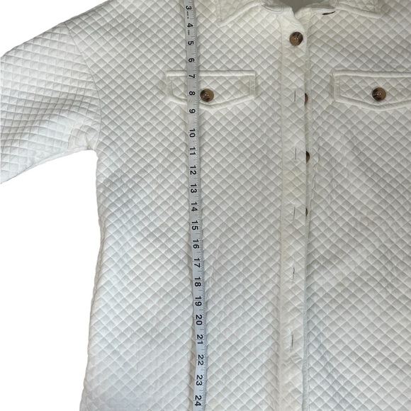 White Quilted Blazer with Relaxed Fit - Picture 6 of 7